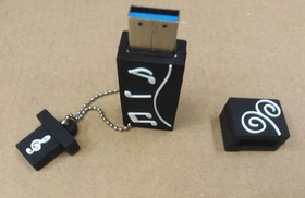 PIANO USB 3.0 - 16GB |  Gifts for musicians. στο Pegasus Music Store