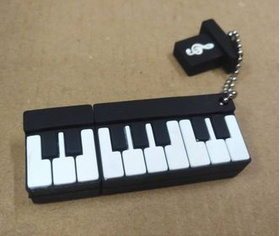 PIANO USB 2.0 - 8GB |  Δώρα Για Μουσικούς στο Pegasus Music Store