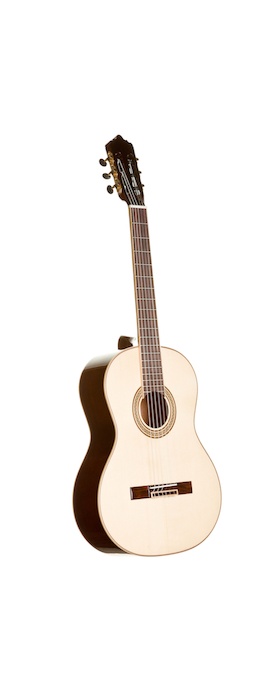 La Mancha Opalo S |  Classical guitars στο Pegasus Music Store